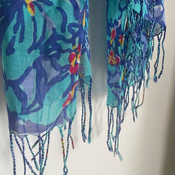 Lilly Pulitzer Scarf - Picture 2 of 3
